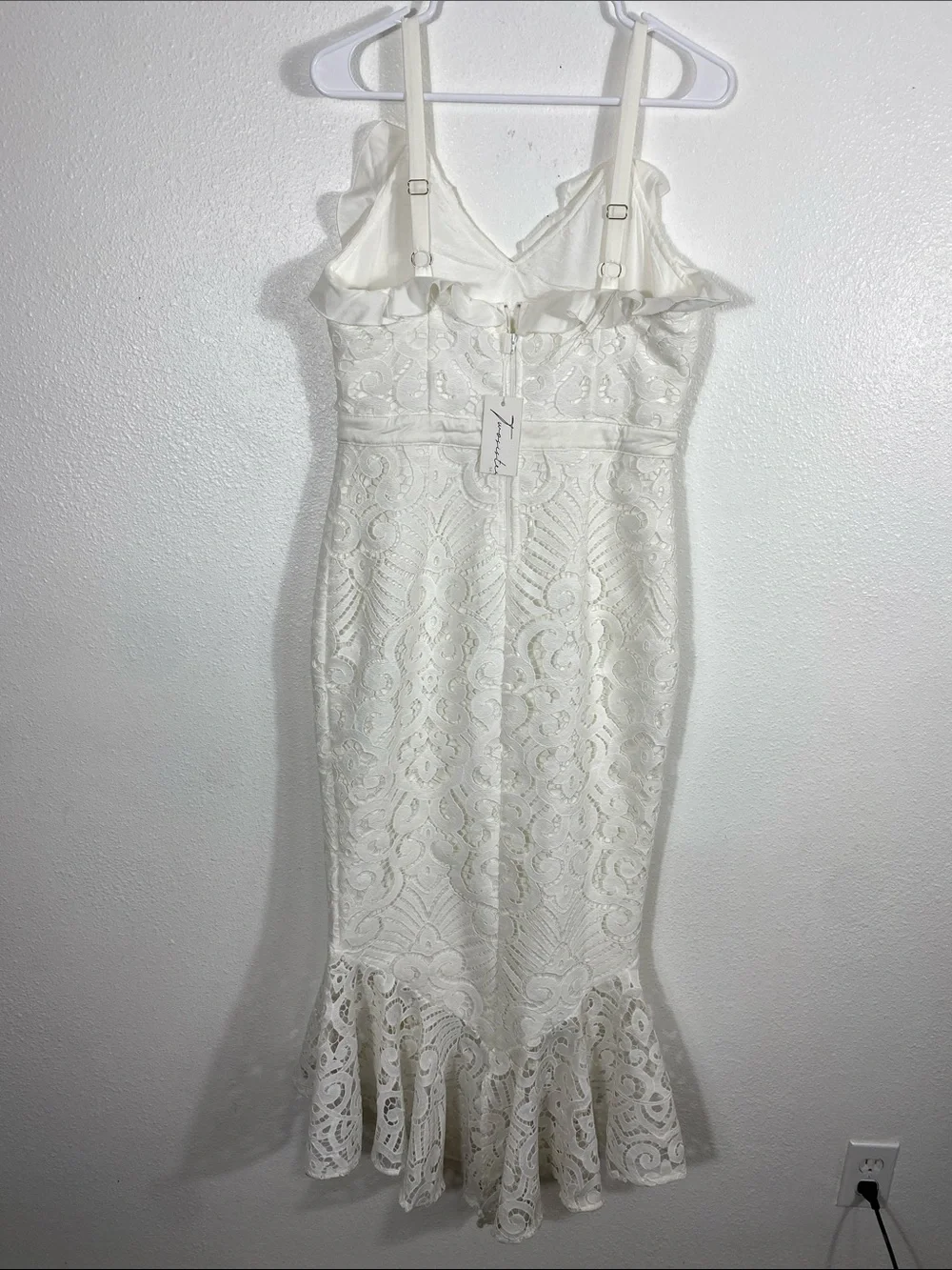 Women's White Lace Ruffle Midi Dress - Elegant Spaghetti-Strap Design Size L